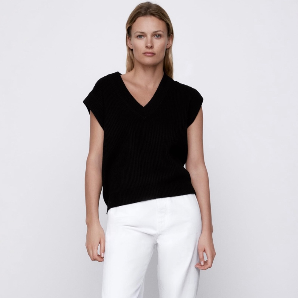 Brand new Zara knit vest
